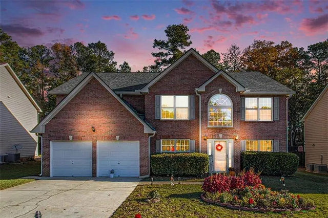 $406,000 | 550 Windsor Way, Fairburn, GA 30213