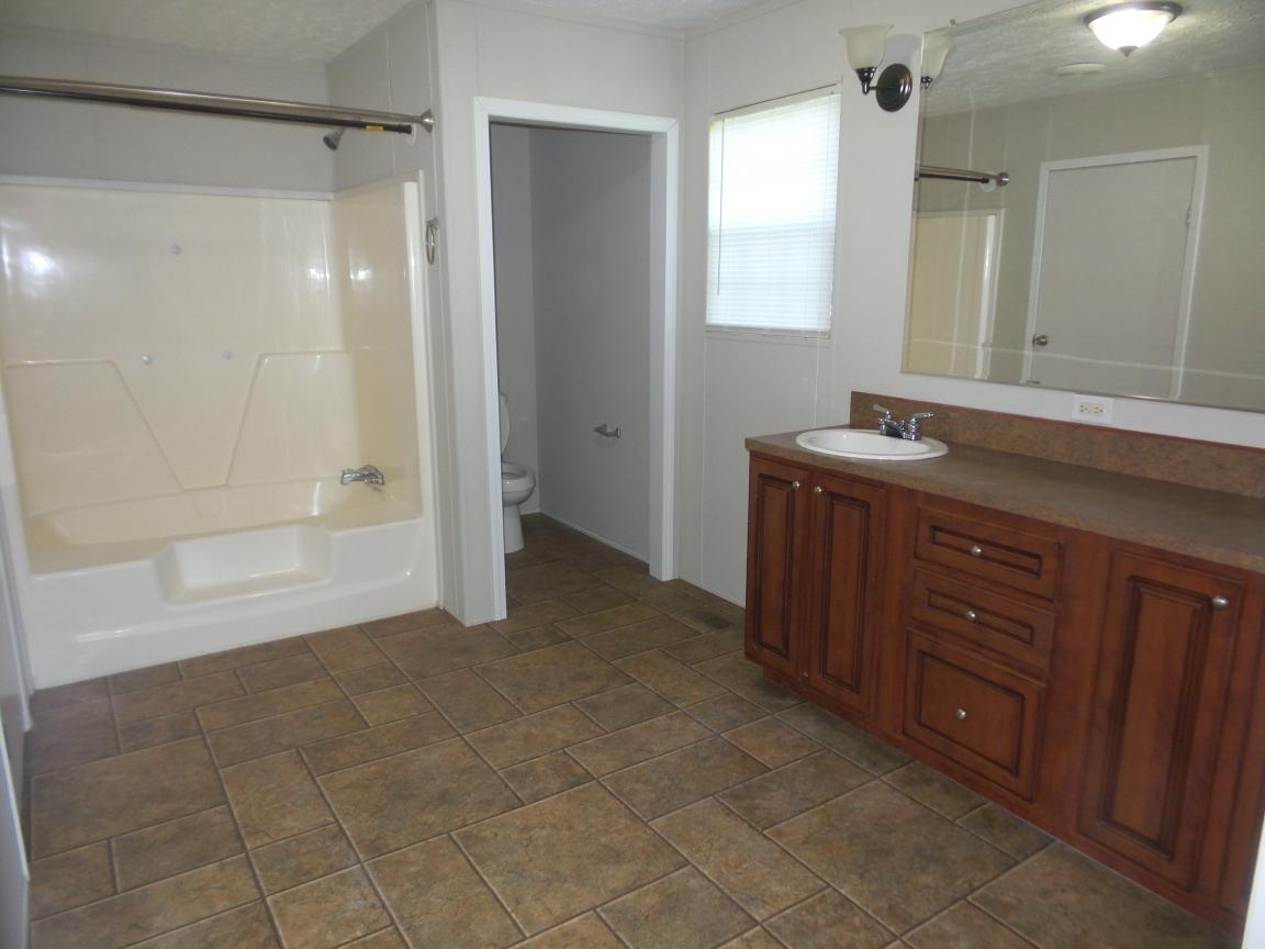 142 Raines Road Wartburg, TN 37887 - Photo 9 of 24 20180918_171558