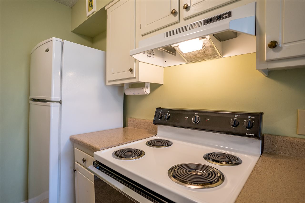 5084 Flint Ridge Place, Unit 5084 Raleigh, NC 27609 - Photo 12 of 20 Kitchen