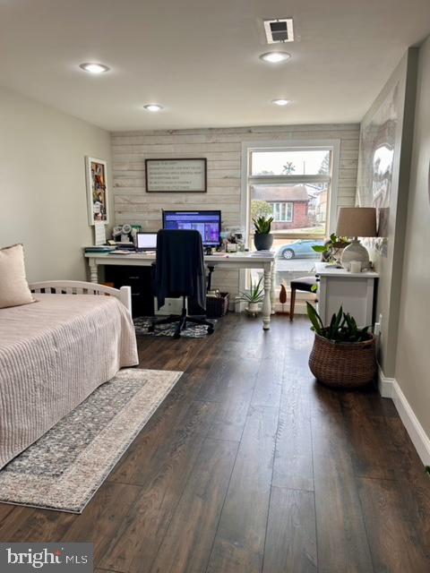 9203 Burbank Road Philadelphia, PA 19115 - Photo 13 of 62 a living room with furniture and a wooden floor