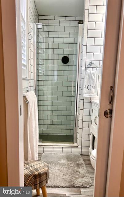 9203 Burbank Road Philadelphia, PA 19115 - Photo 39 of 62 a bathroom with a shower