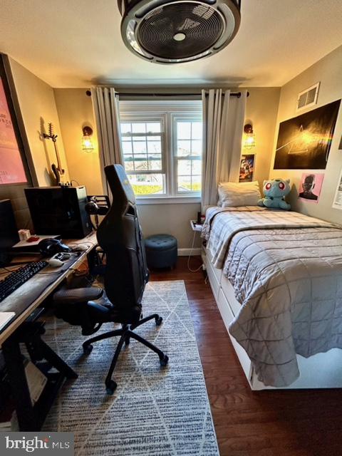 9203 Burbank Road Philadelphia, PA 19115 - Photo 48 of 62 a bedroom with bed tv and window