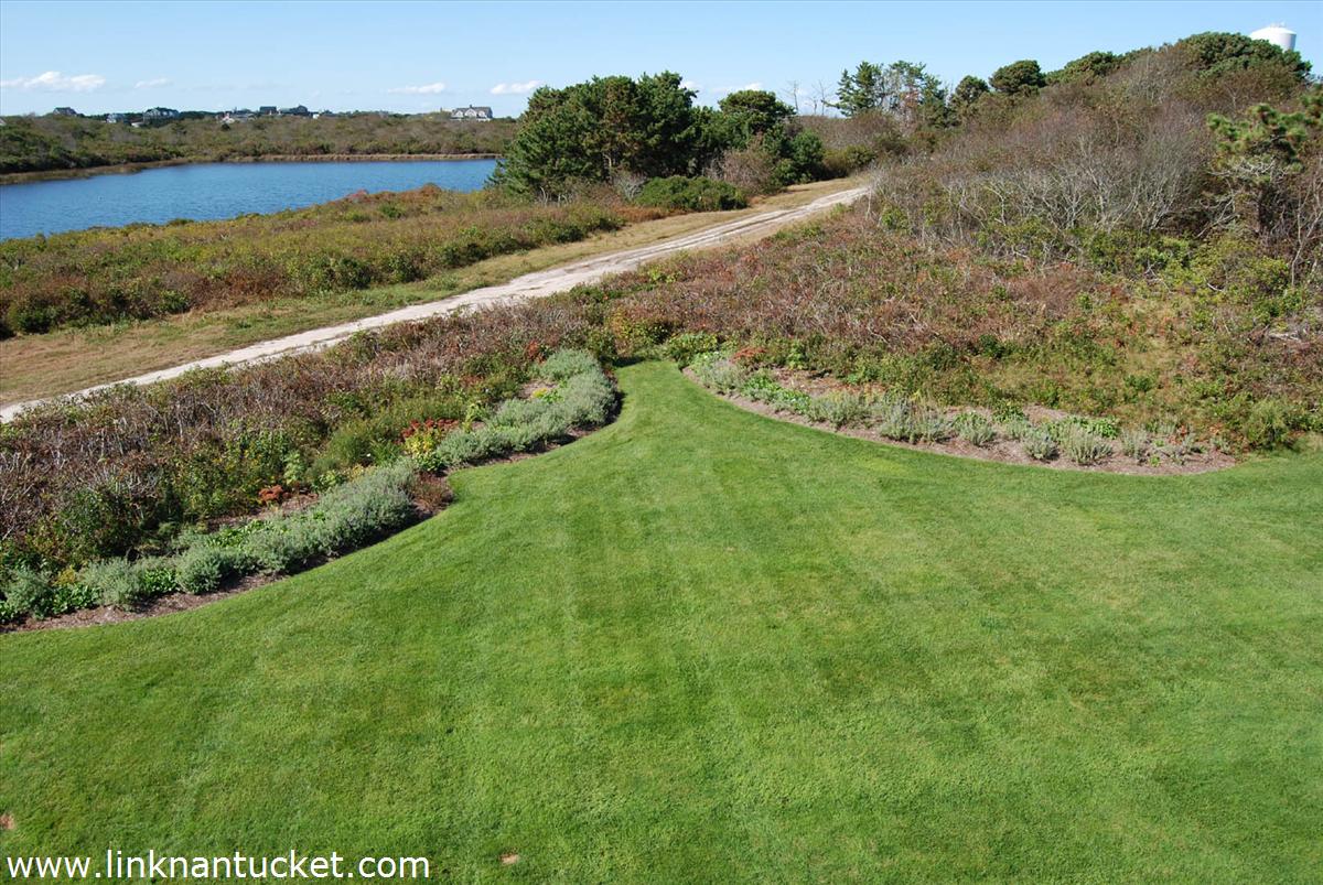 109 Madaket Road Nantucket, MA 02554 - Photo 26 of 29 Gallery Image 26