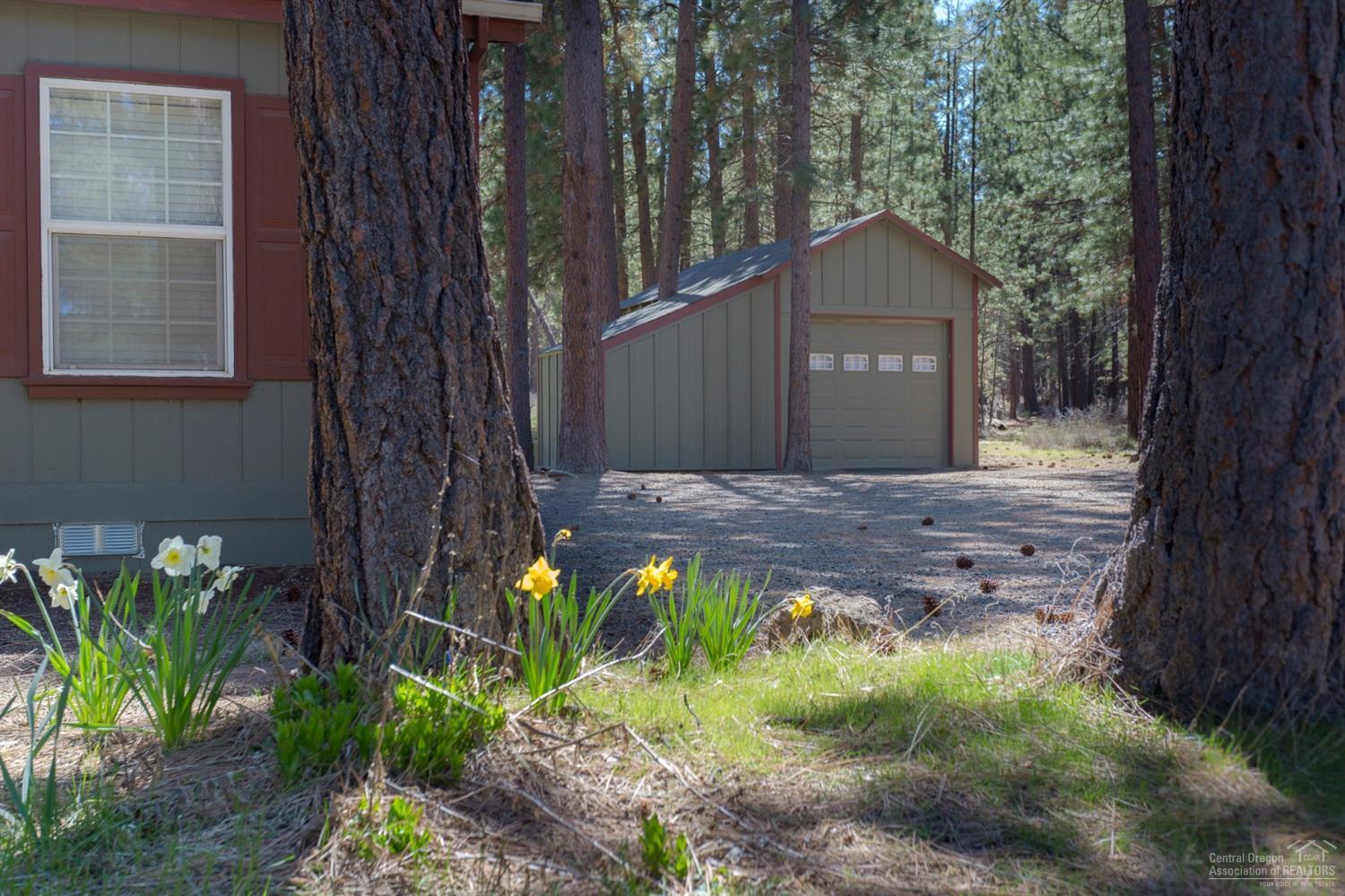 19565 Buck Canyon Road Bend, OR 97702 - Photo 12 of 12 Additional Photo