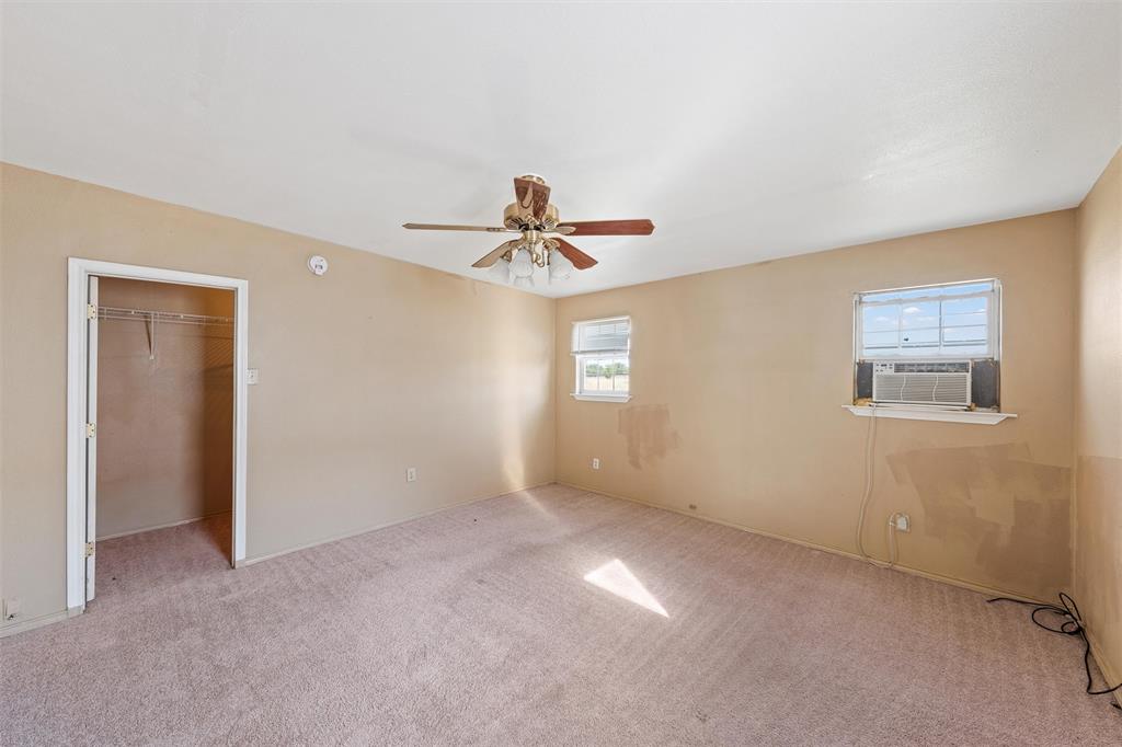 315 Winter Hawk McGregor, TX 76657 - Photo 9 of 15 a view of empty room with window