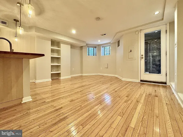 $2,850 | 2017 13th Street Northwest, Unit B, Washington, DC 20009