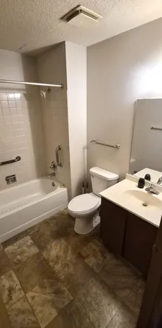 $847 | 1440 9th Street, Unit 2, Granite Falls, MN 56241