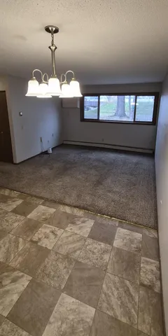 $847 | 1440 9th Street, Unit 2, Granite Falls, MN 56241