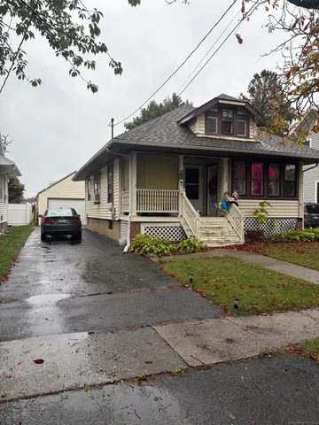 $299,500 | 1198 Wells Place, Stratford, CT 06615