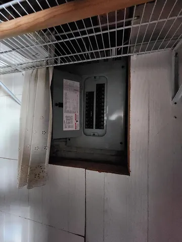 $299,900 | 1614 74th Street, Kenosha, WI 53143