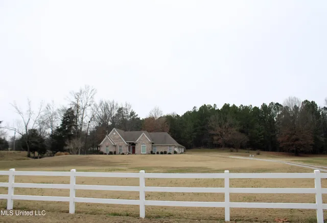 $435,000 | 12190 Whispering Pines Drive, Olive Branch, MS 38654