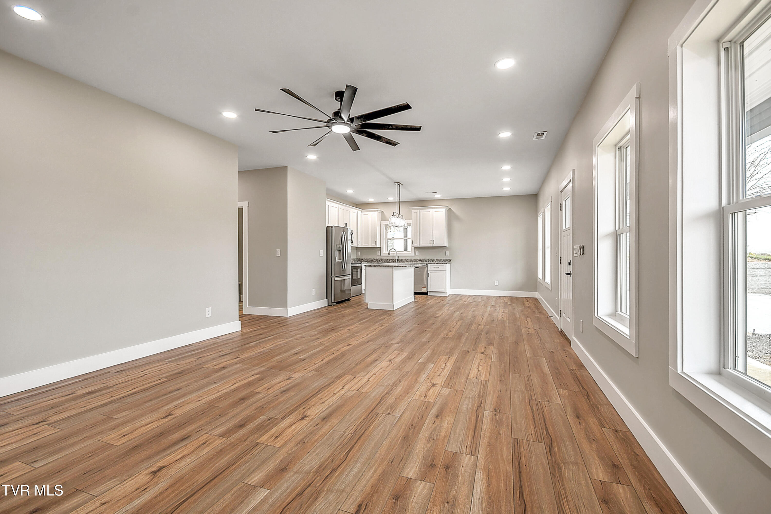 1805 Rock Springs Road Kingsport, TN 37664 - Photo 19 of 52 1805 Rock Springs Rd TV#2-10