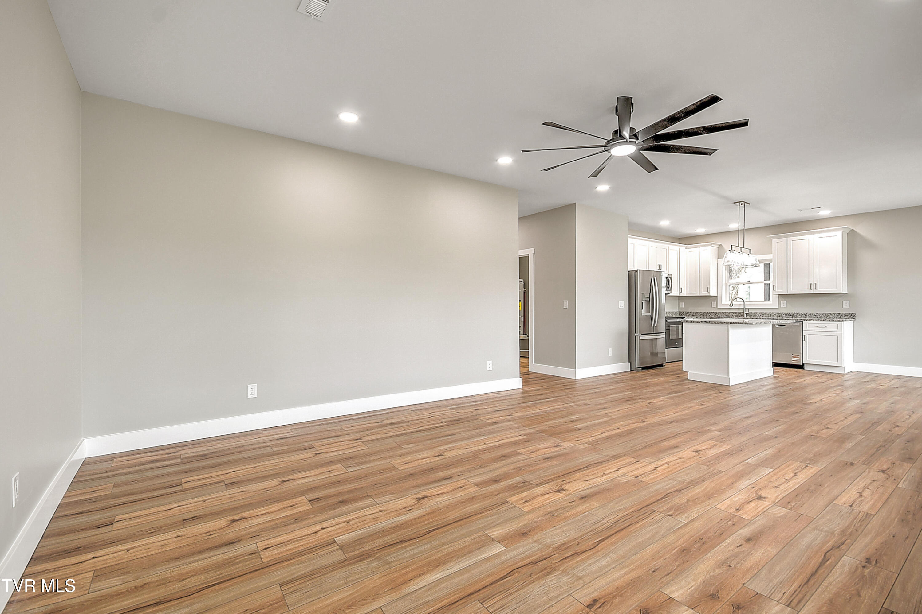 1805 Rock Springs Road Kingsport, TN 37664 - Photo 23 of 52 1805 Rock Springs Rd TV#2-9