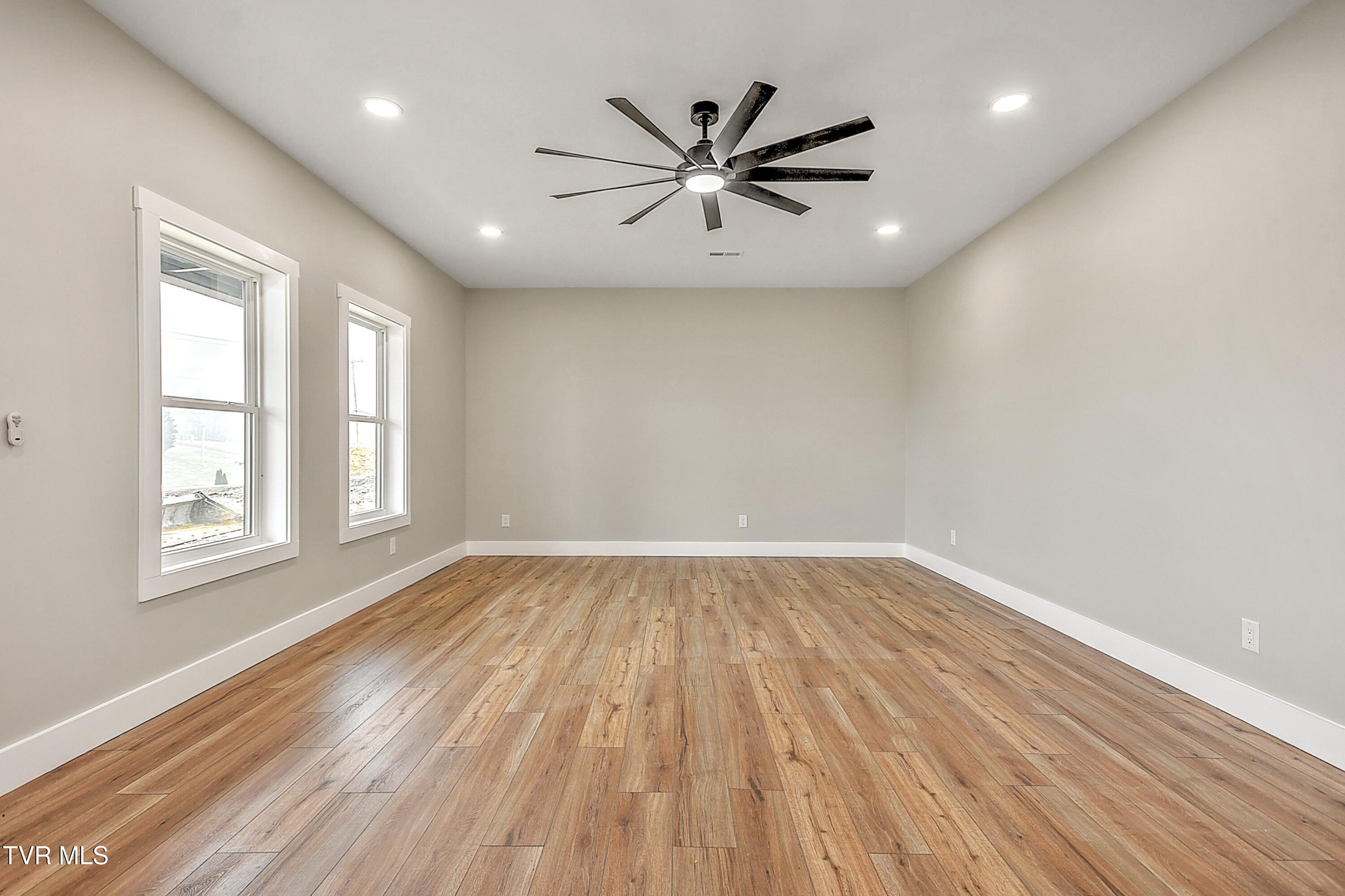 1805 Rock Springs Road Kingsport, TN 37664 - Photo 25 of 52 1805 Rock Springs Rd TV#2-6