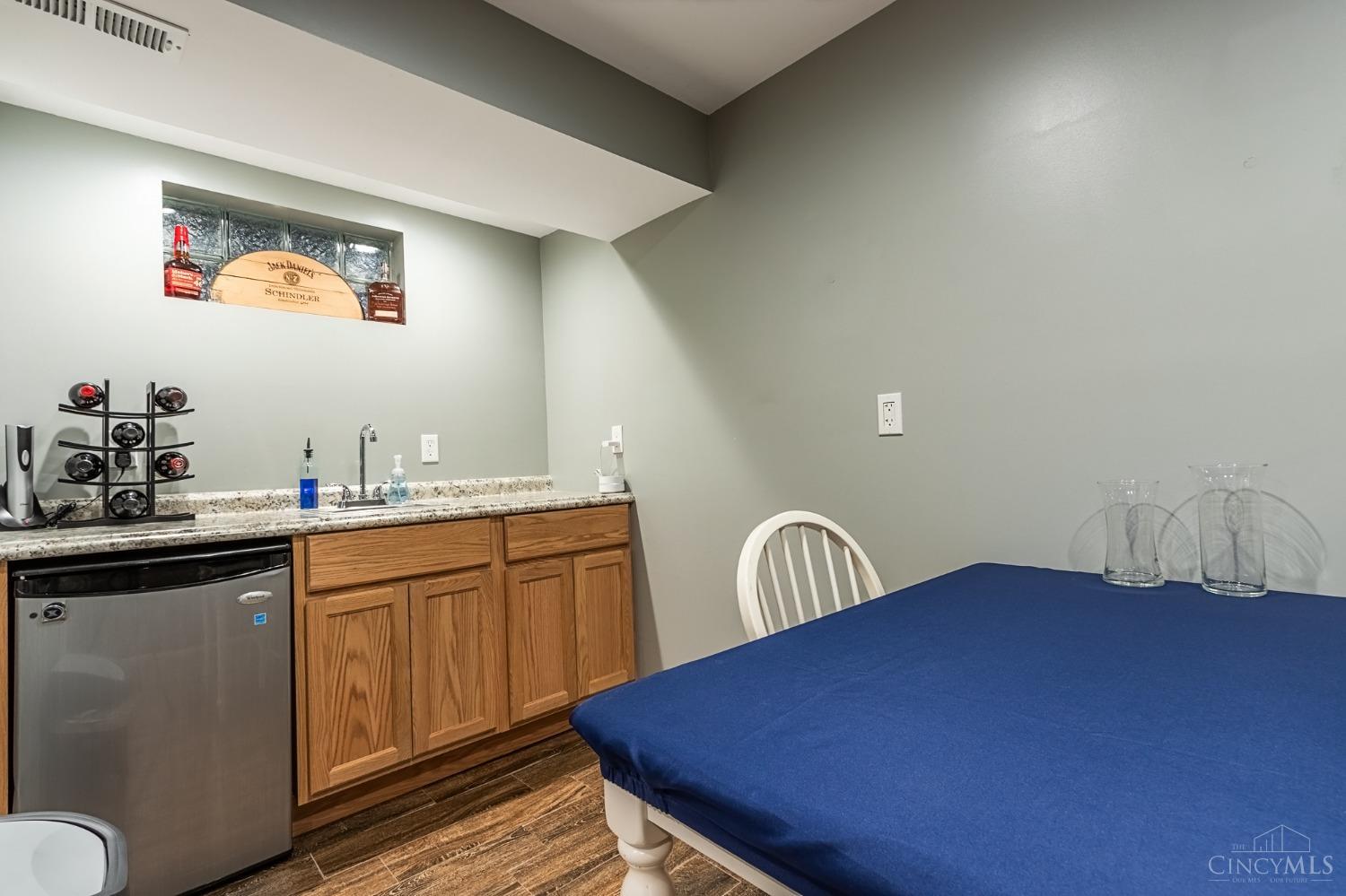 5653 Haubner Road Cincinnati, OH 45247 - Photo 33 of 44