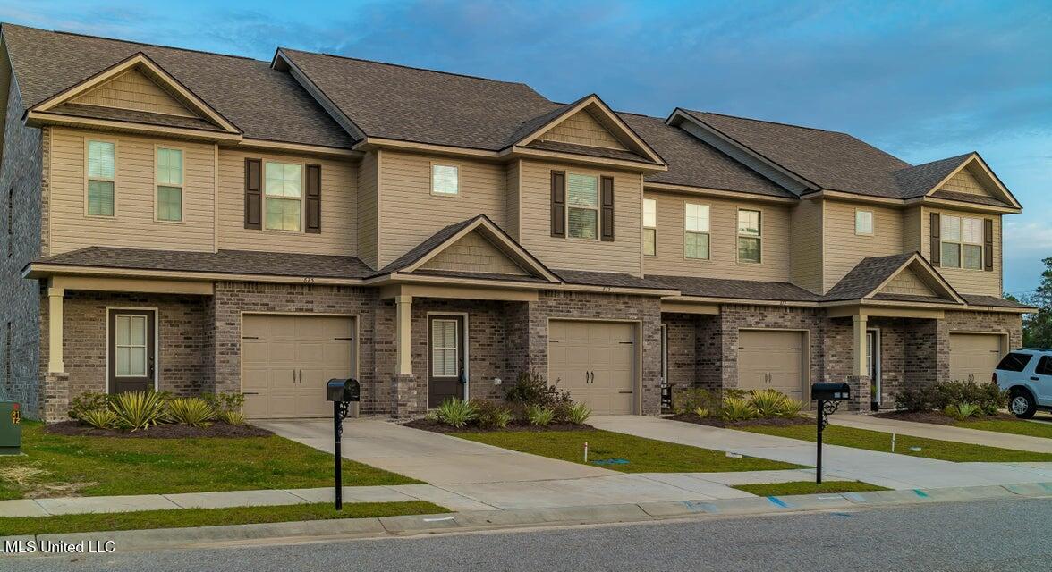 875 Reunion Pl Circle Biloxi, MS 39532 - Photo 11 of 15 20210821174923152372000000-o