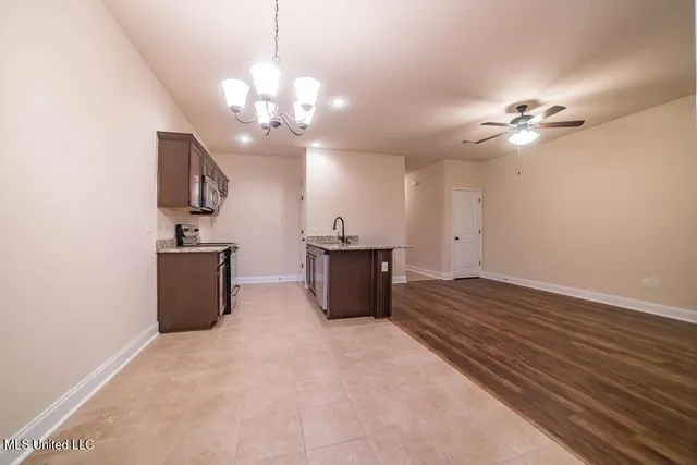 $1,800 | 875 Reunion Pl Circle, Biloxi, MS 39532