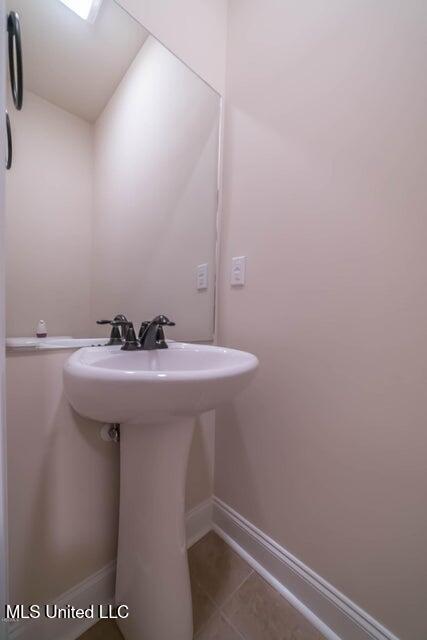 875 Reunion Pl Circle Biloxi, MS 39532 - Photo 4 of 15 20210821174846597580000000-o