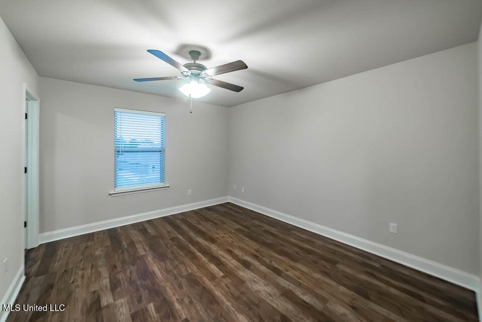 875 Reunion Pl Circle Biloxi, MS 39532 - Photo 6 of 15 20210821174850585053000000-o