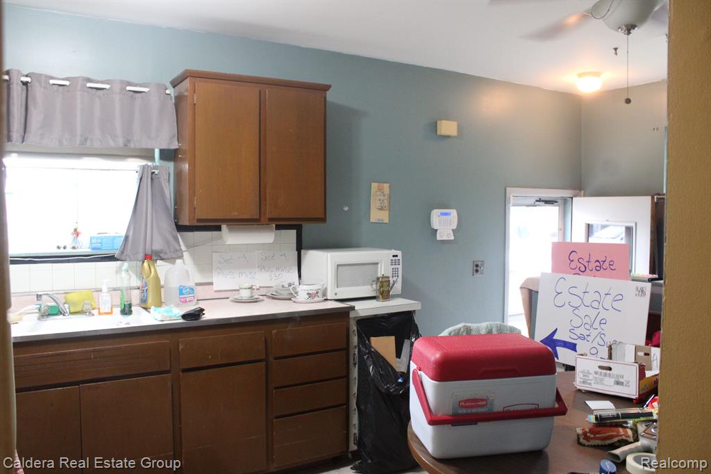 8064 Timken Avenue Warren, MI 48089 - Photo 23 of 40