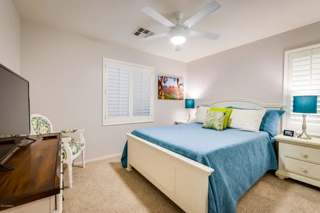 $3,800 | 3327 East Loma Vista Street, Gilbert, AZ 85295