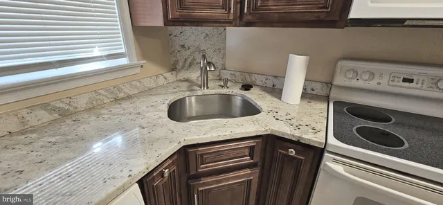 $1,500 | 1231 Church Street, Baltimore, MD 21225