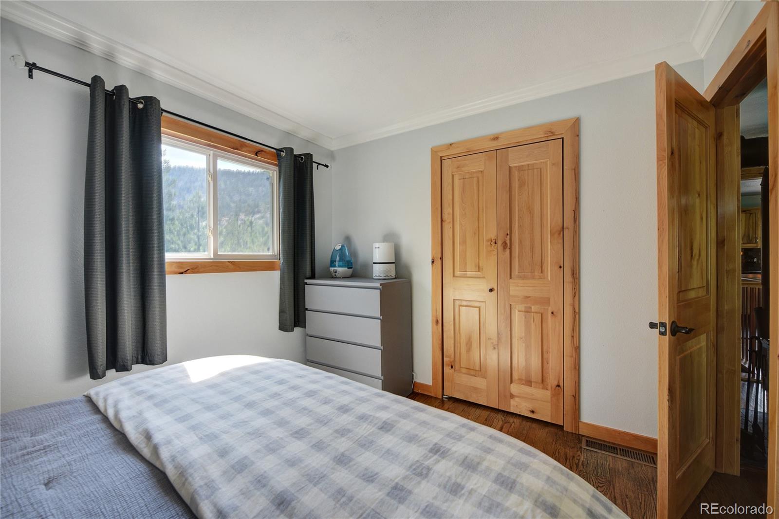 544 Apache Road Lyons, CO 80540 - Photo 20 of 39 Gallery Image 20