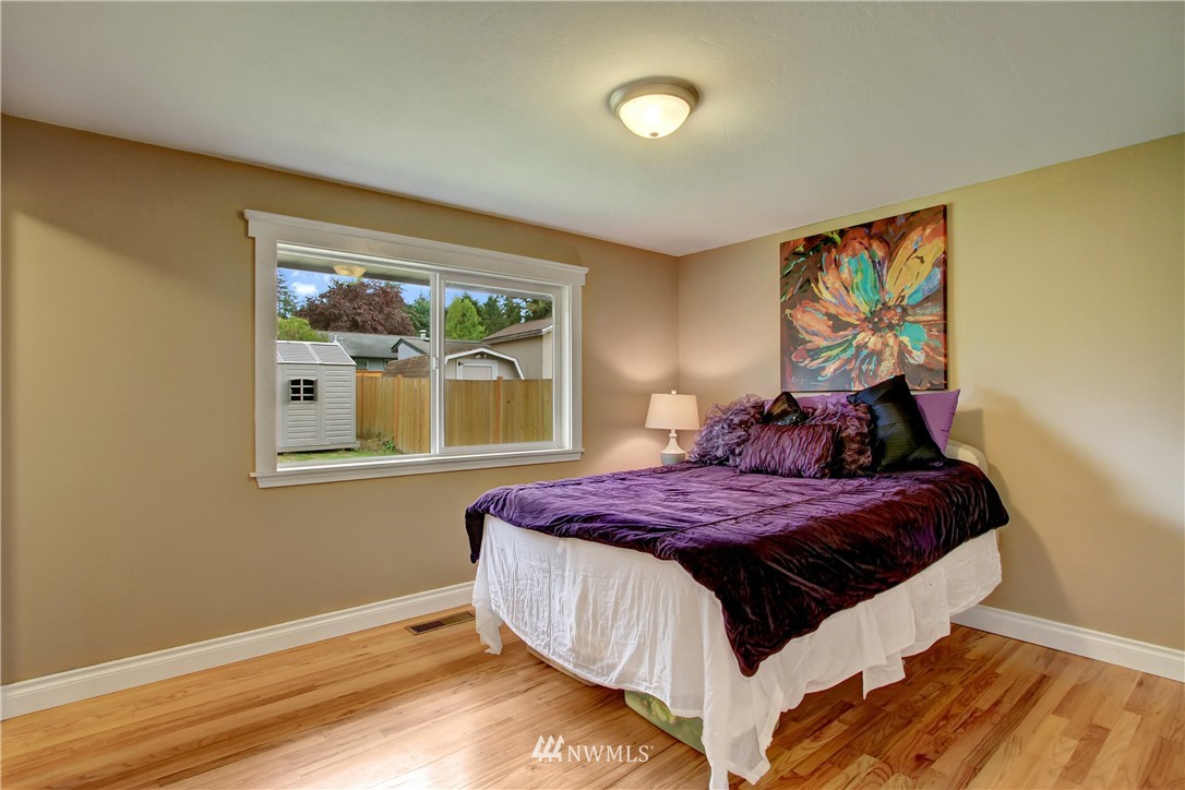 5631 Highland Road Everett, WA 98203 - Photo 12 of 17