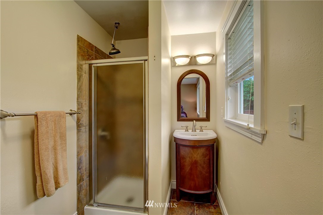 5631 Highland Road Everett, WA 98203 - Photo 14 of 17