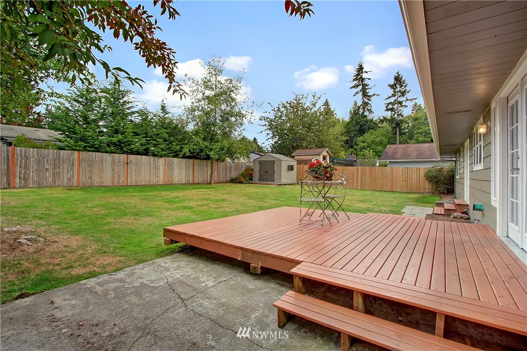 5631 Highland Road Everett, WA 98203 - Photo 9 of 17