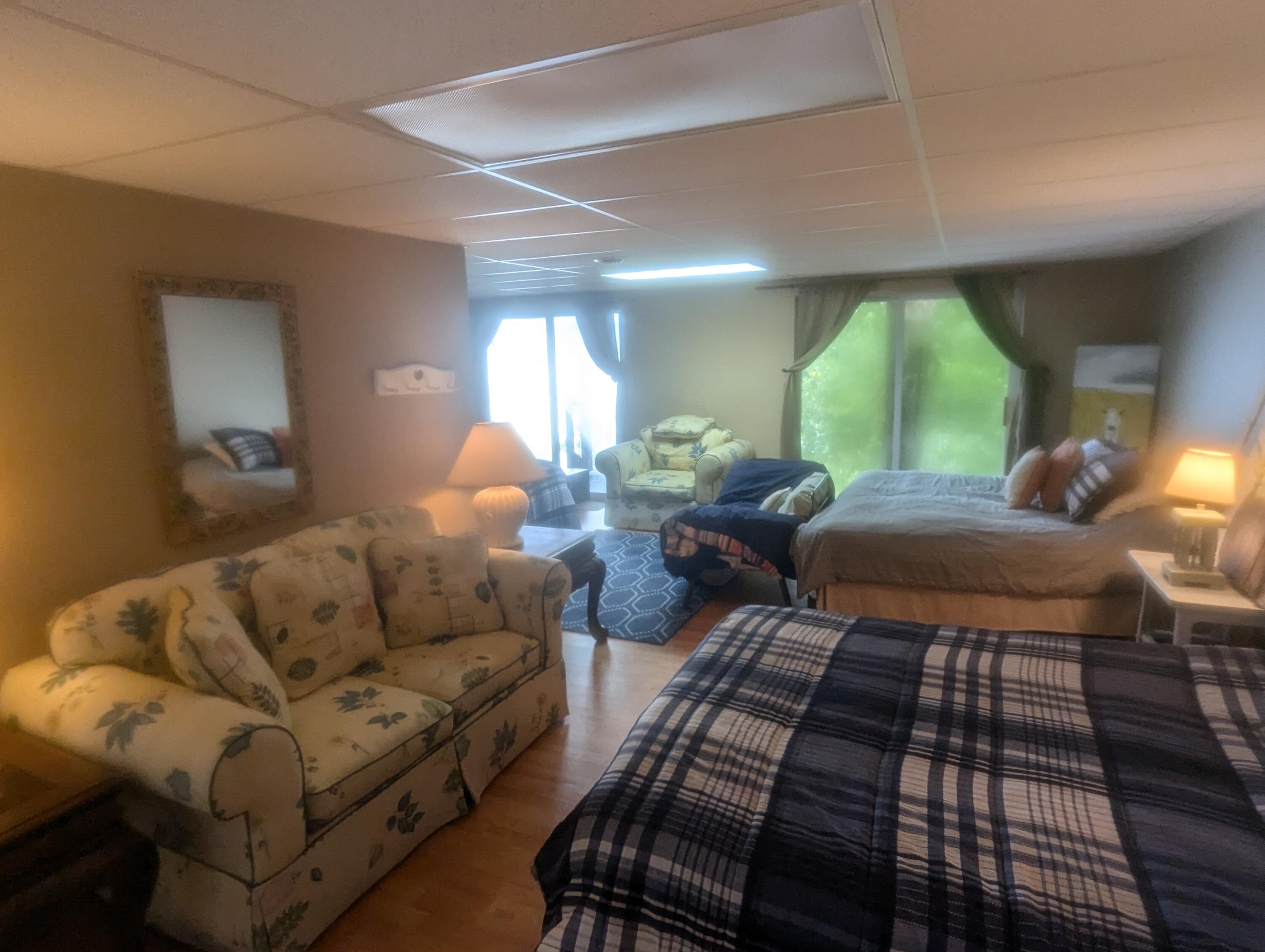 484 Mark Road Spring City, TN 37381 - Photo 32 of 41 PXL_20240724_220449698.MP