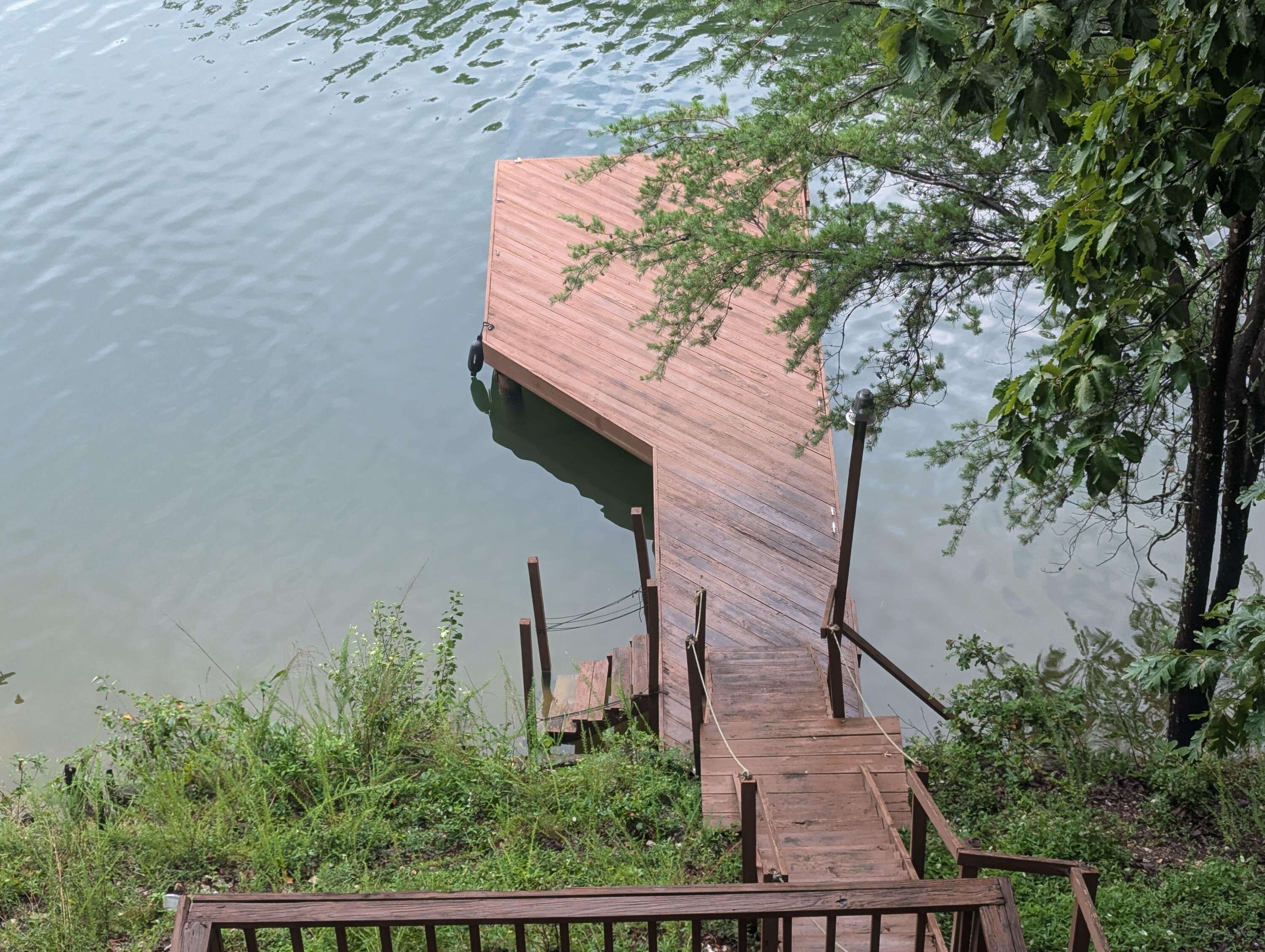 484 Mark Road Spring City, TN 37381 - Photo 7 of 41 PXL_20240724_215439349