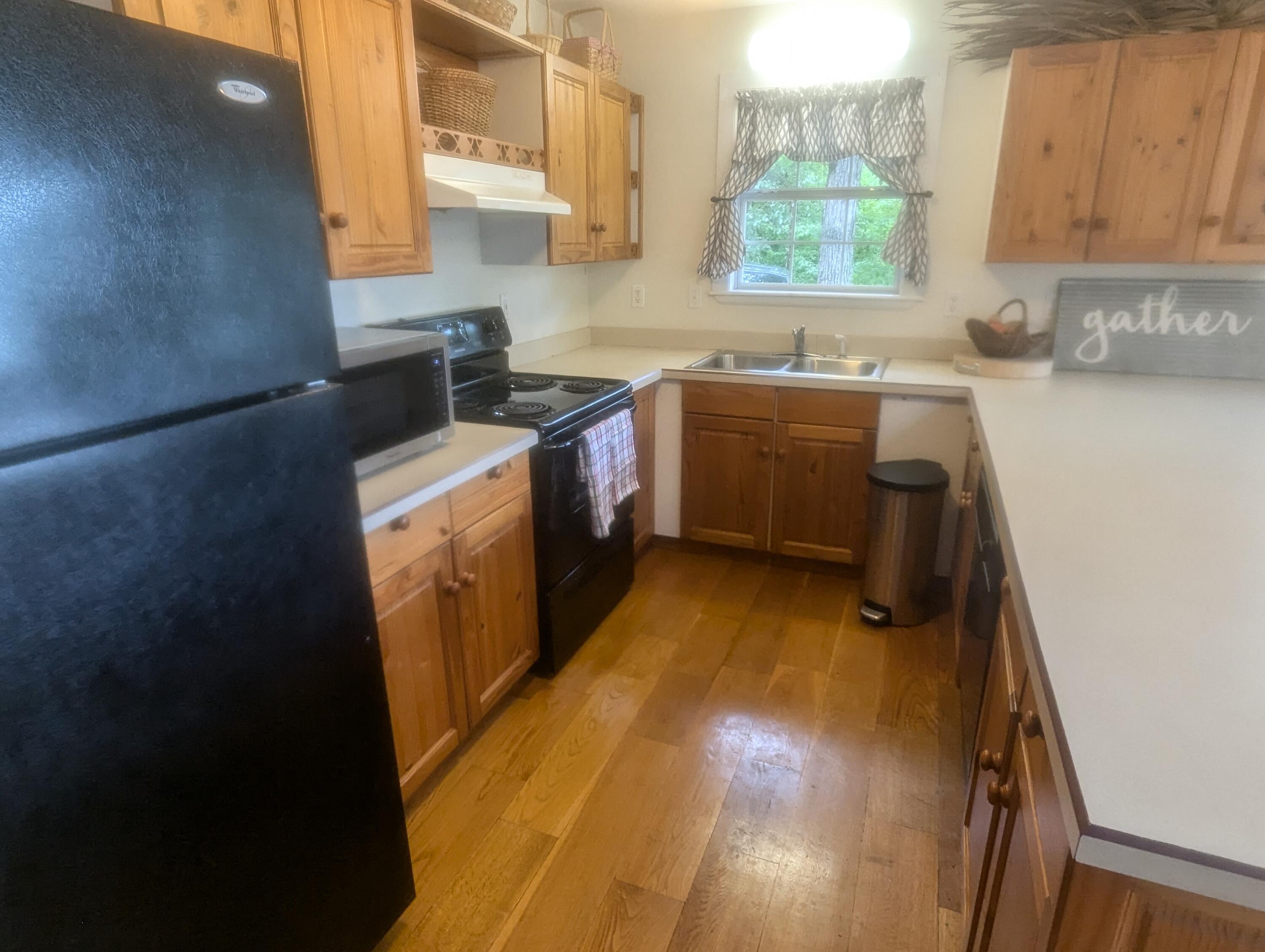 484 Mark Road Spring City, TN 37381 - Photo 10 of 41 PXL_20240724_215854297