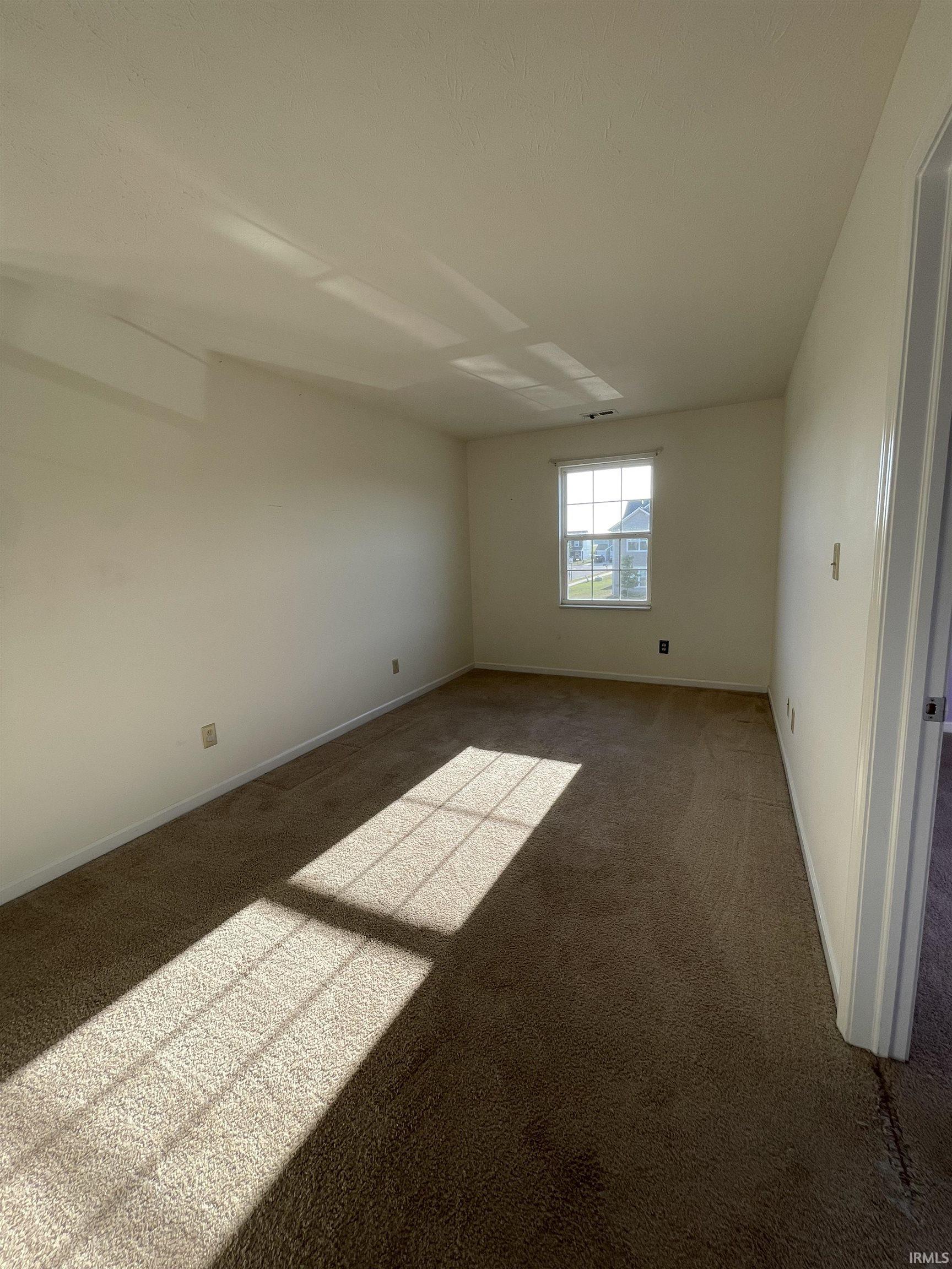 3903 Shadowbrook Drive Marion, IN 46953 - Photo 5 of 10