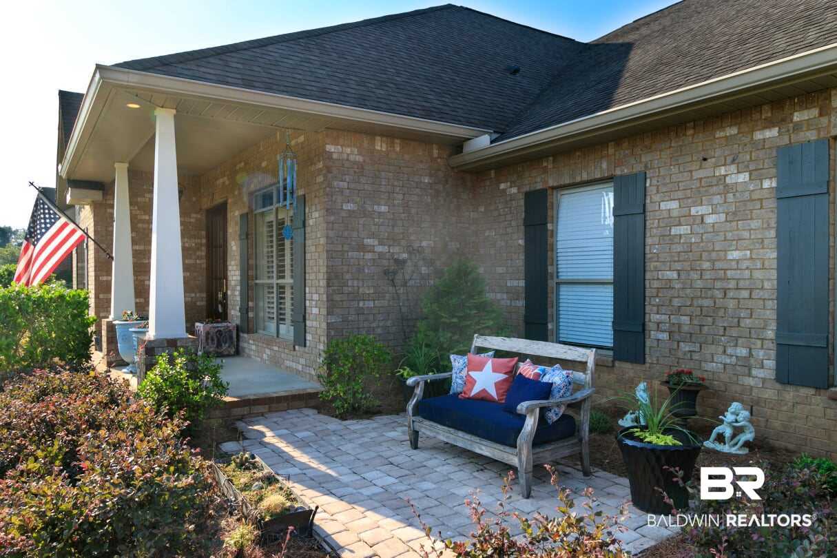 10169 Hunters Trace South Mobile, AL 36608 - Photo 2 of 39