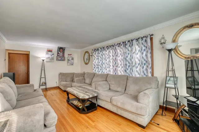 $239,000 | 3200 North 77th Street, Milwaukee, WI 53222