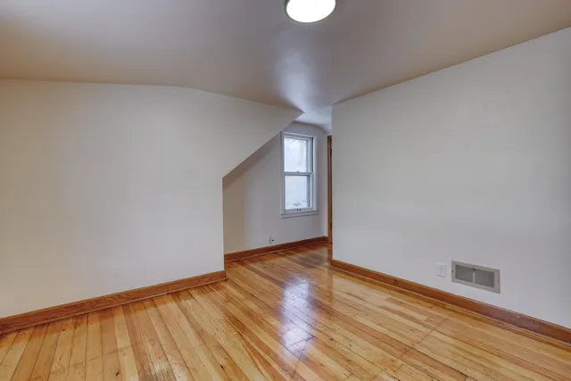 $239,000 | 3200 North 77th Street, Milwaukee, WI 53222