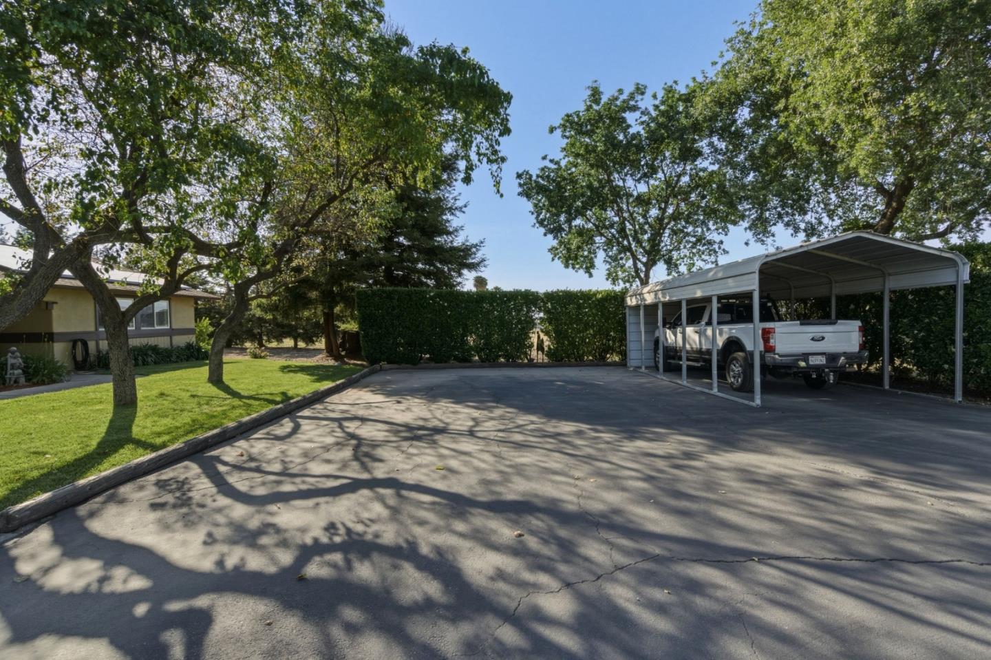3390 Fallon Road Hollister, CA 95023 - Photo 7 of 104 Gallery Image 7