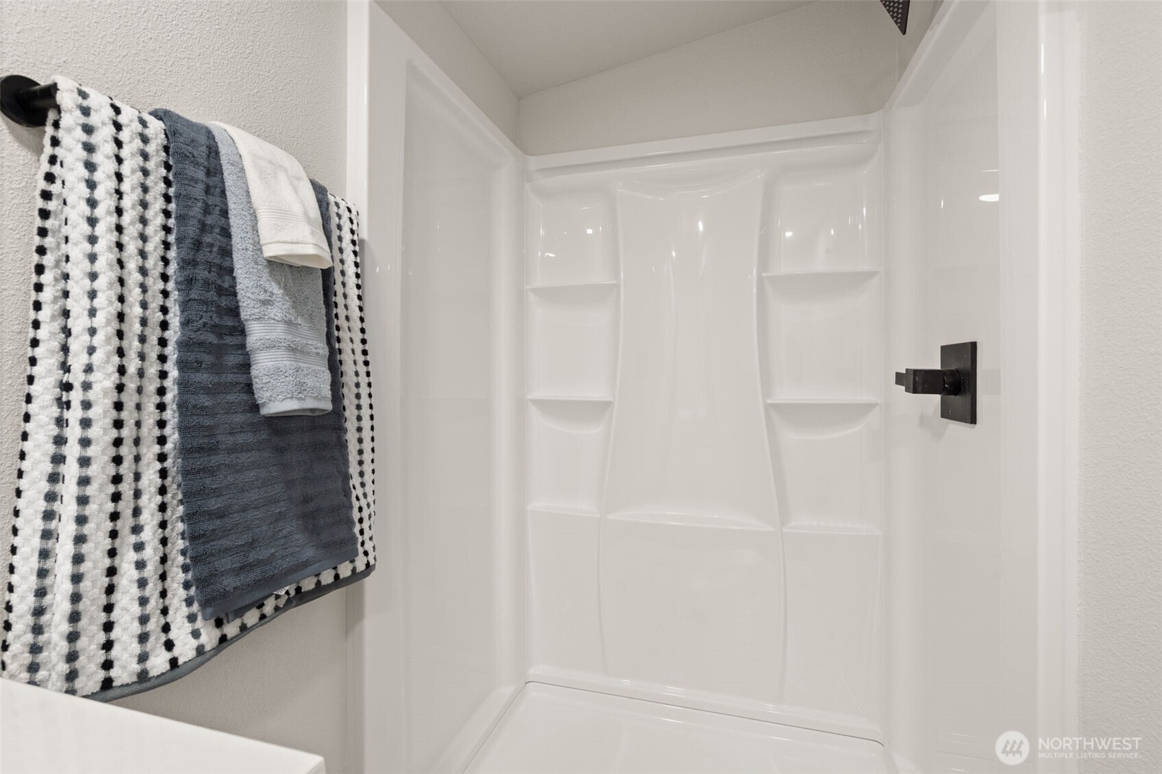 17340 Sargent Road Southwest, Unit 61 Rochester, WA 98579 - Photo 13 of 26