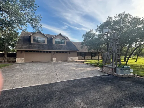 $765,000 | 5370 Farm To Market Road 1863, Bulverde, TX 78163