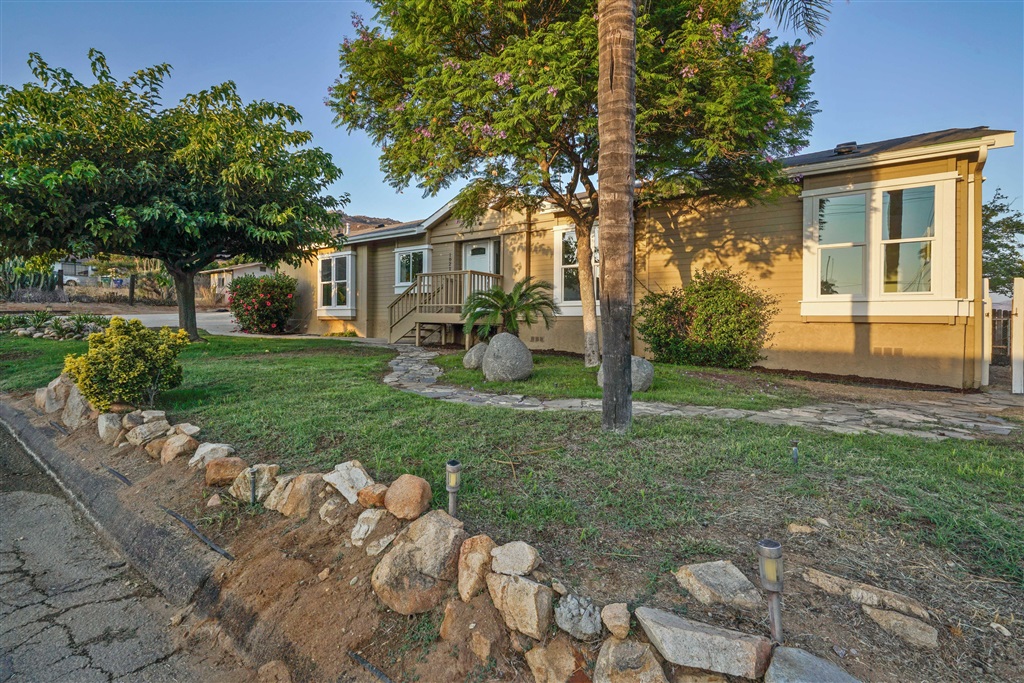 10217 Holden Trails Road Lakeside, CA 92040 - Photo 8 of 25