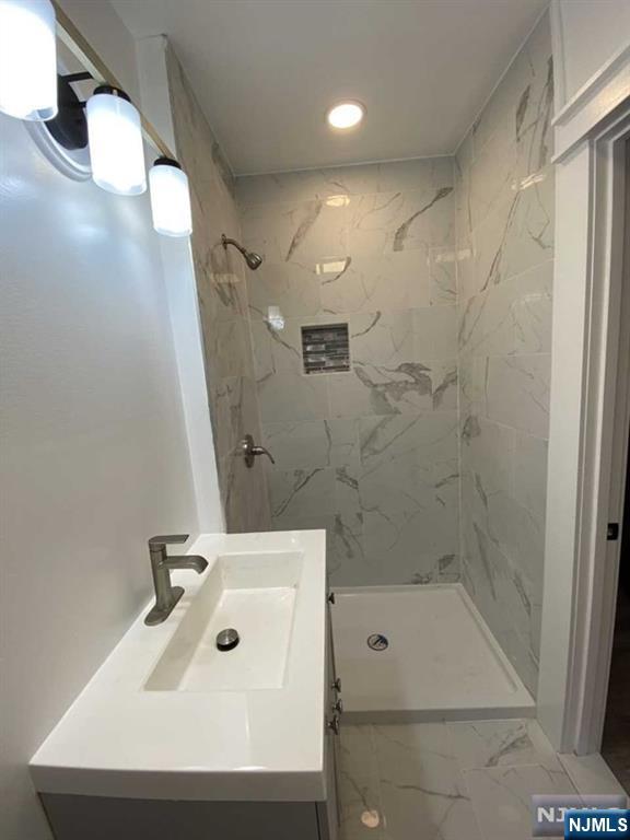 20 Paterson Road, Unit 20 West Milford, NJ 07421 - Photo 11 of 21