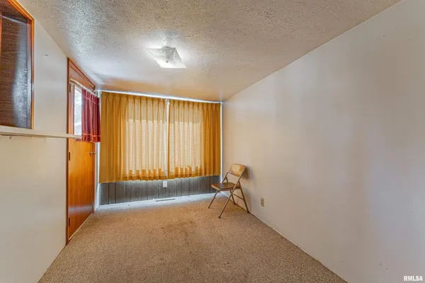 $89,000 | 229 Peoria Street, Lincoln, IL 62656