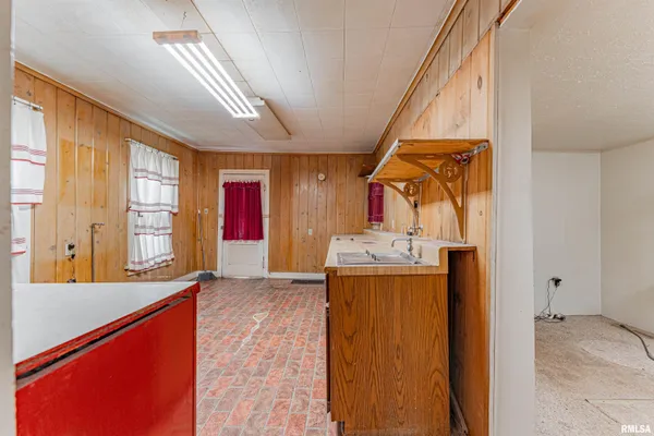 $89,000 | 229 Peoria Street, Lincoln, IL 62656