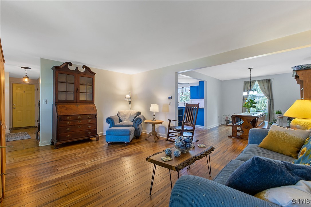 8274 Swallow Path Liverpool, NY 13090 - Photo 7 of 39 Gallery Image 7