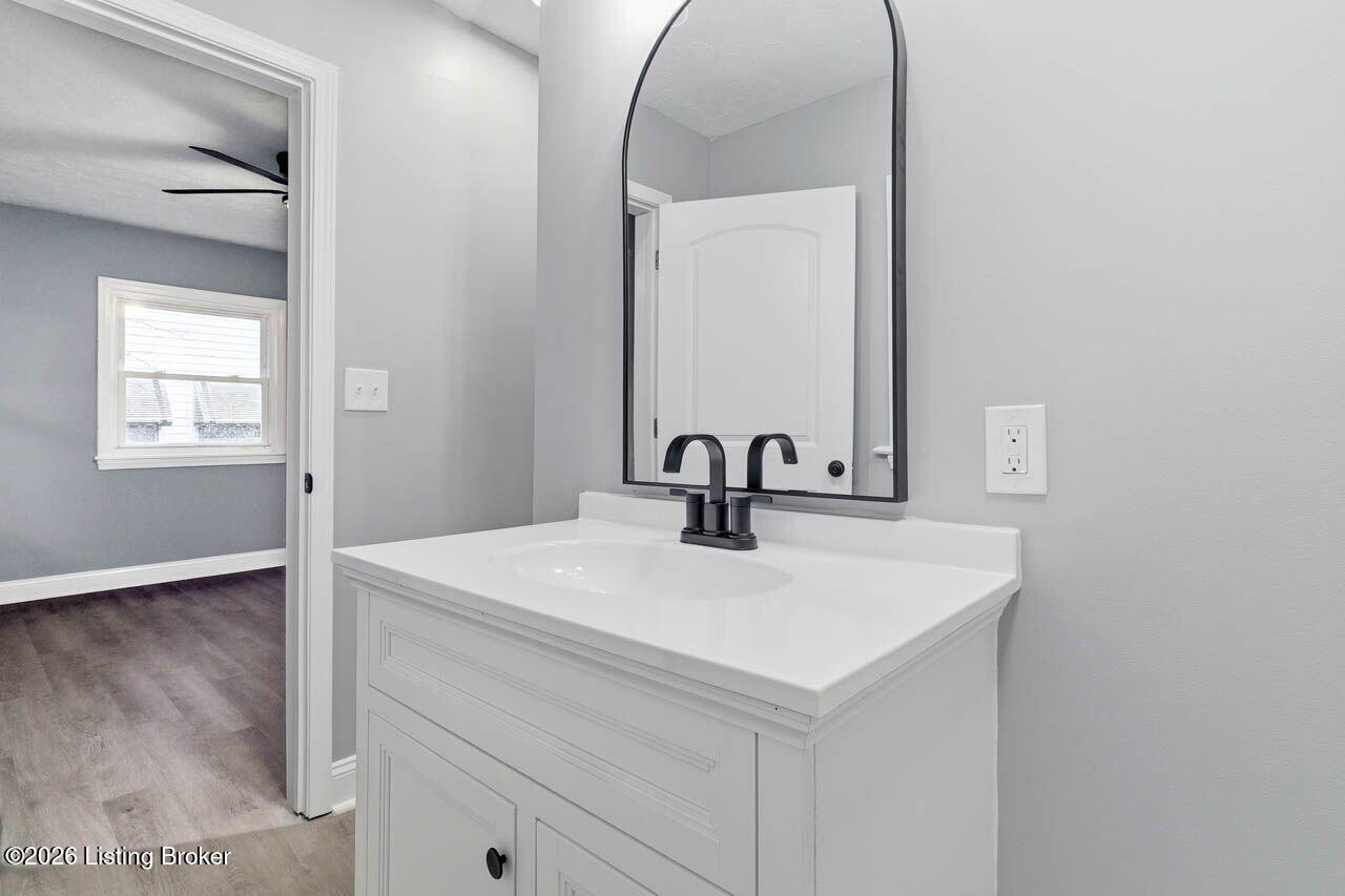 5311 Red Leaf Road Louisville, KY 40218 - Photo 24 of 34 5311 Red Leaf Rd - 26