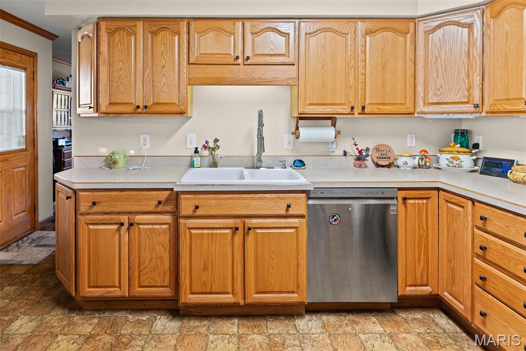 1221 South Clinton Road Caseyville, IL 62232 - Photo 13 of 57 Gallery Image 13