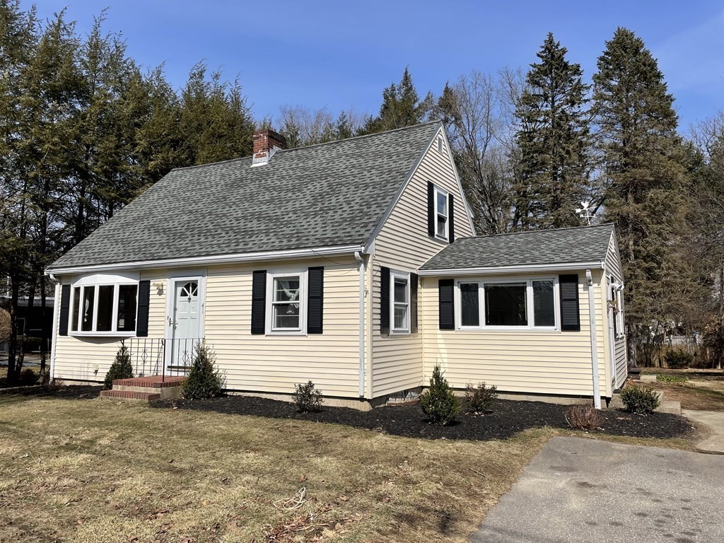 41 Kittredge Road Framingham, MA 01702 - Photo 1 of 23 Gallery Image 1