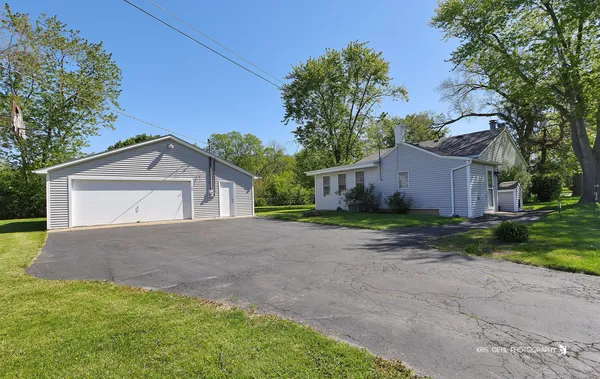 $255,000 | 38690 North Green Bay Road, Beach Park, IL 60087