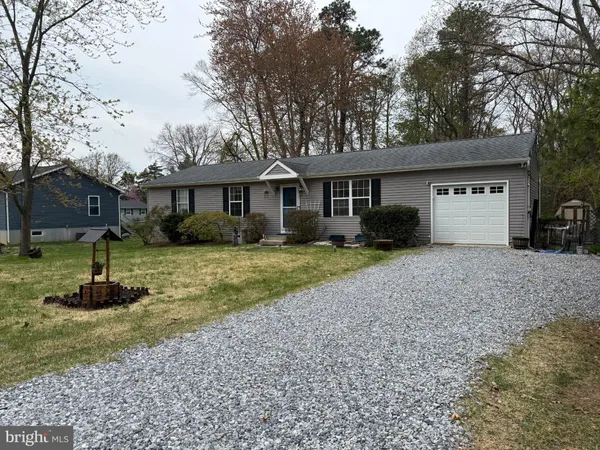 $315,000 | 760 Roosevelt Boulevard, Clayton, NJ 08312